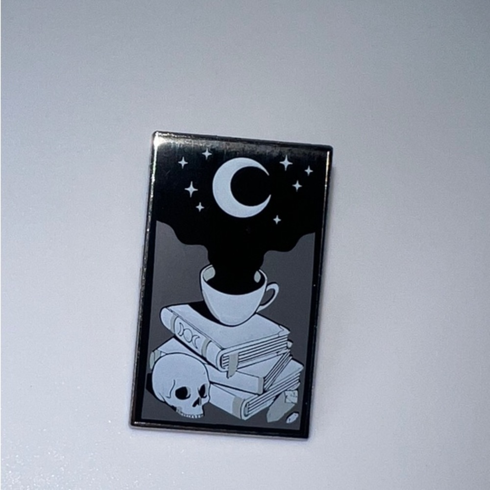 $3 WITCH PIN BROOCH NEW $3 if bundled - Picture 4 of 7